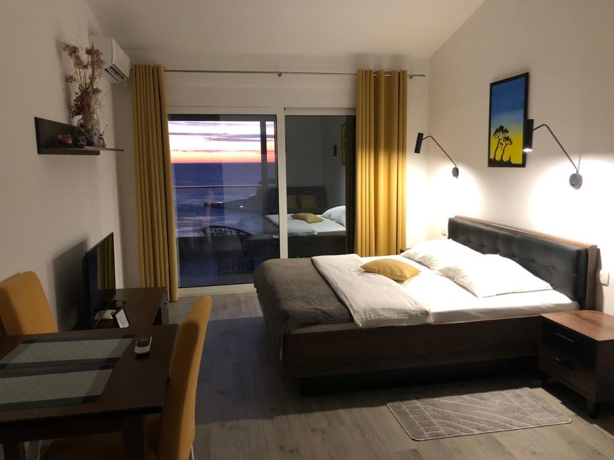 Sunset Apartments 울친 외부 사진