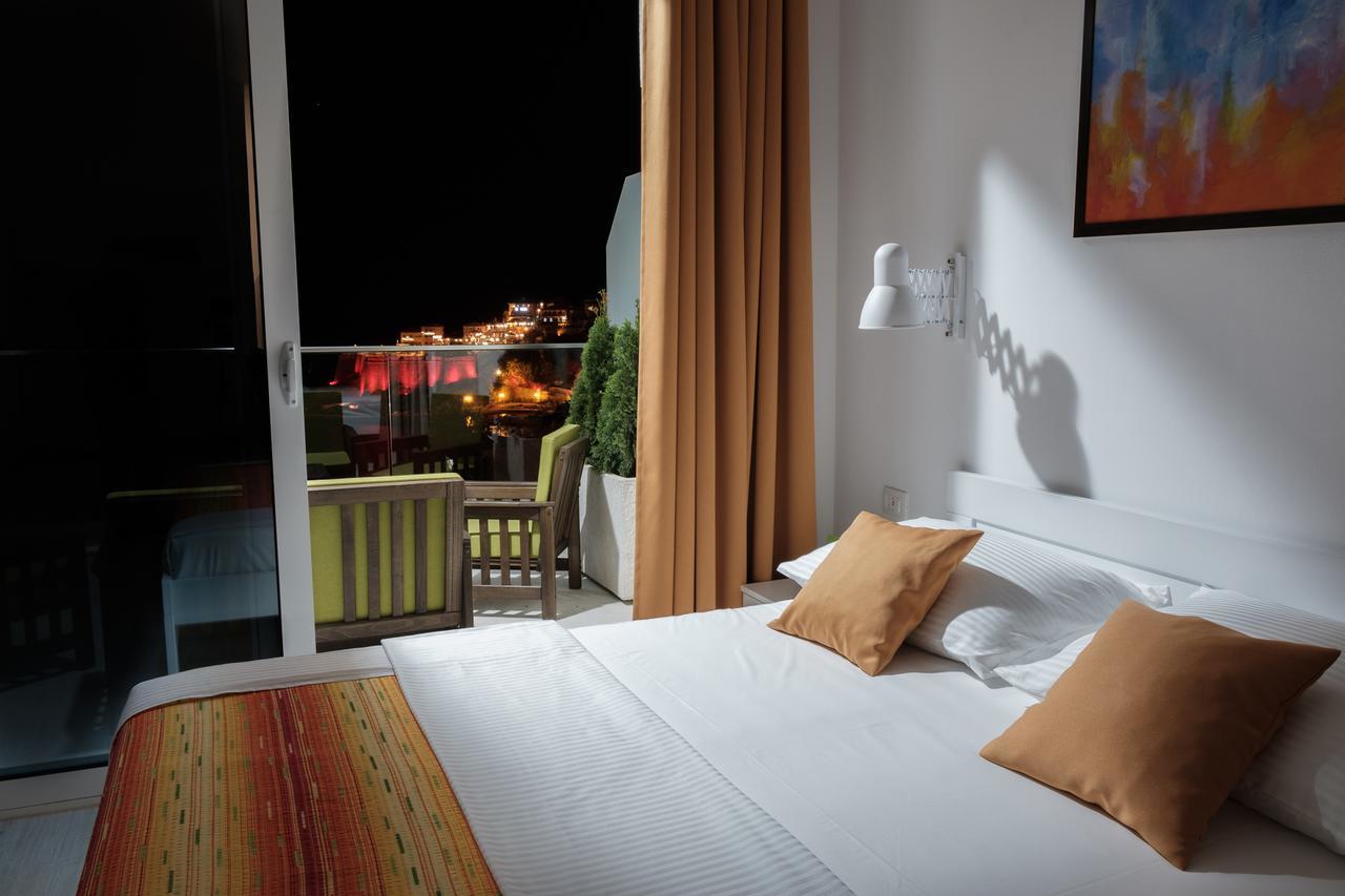 Sunset Apartments 울친 외부 사진